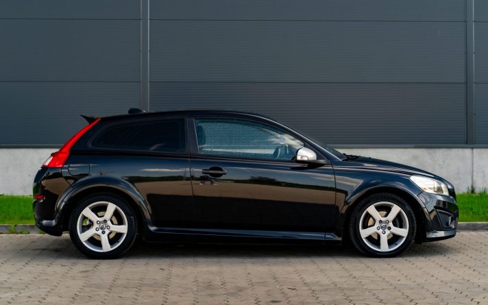 VOLVO C30