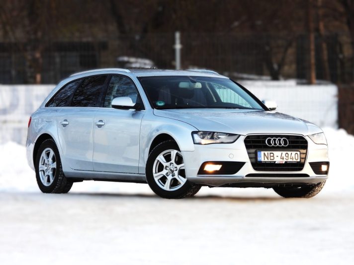 AUDI A4 AVANT