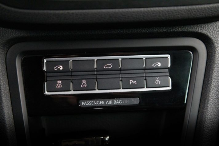 VW SHARAN