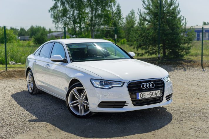 AUDI A6 LIMOUSINE QUATTRO
