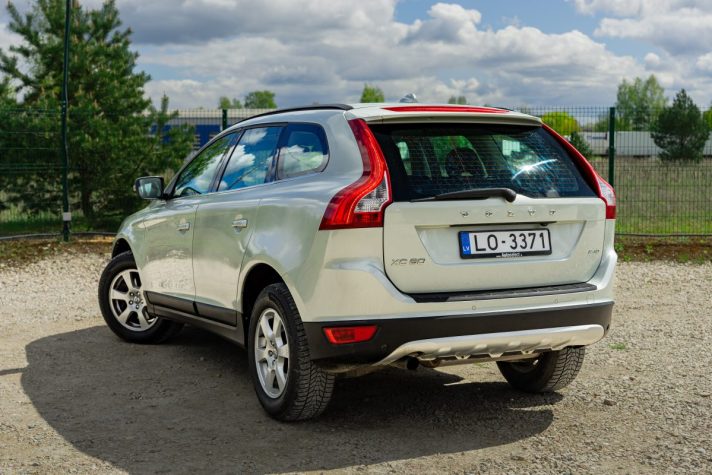 VOLVO XC60