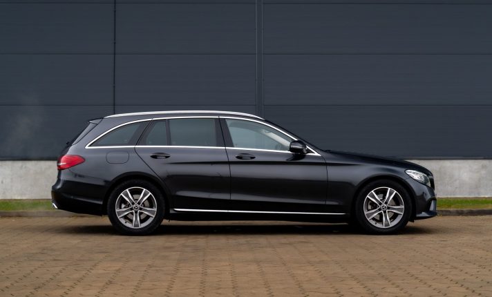 MERCEDES BENZ C200D