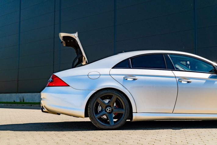 MERCEDES BENZ CLS 320
