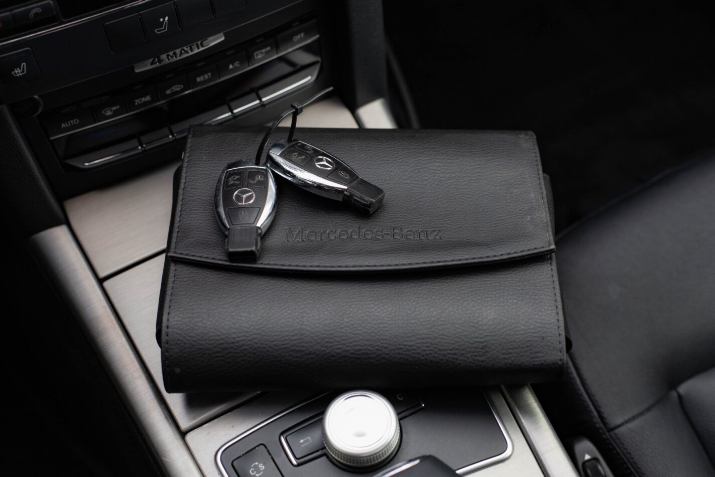 MERCEDES BENZ E350