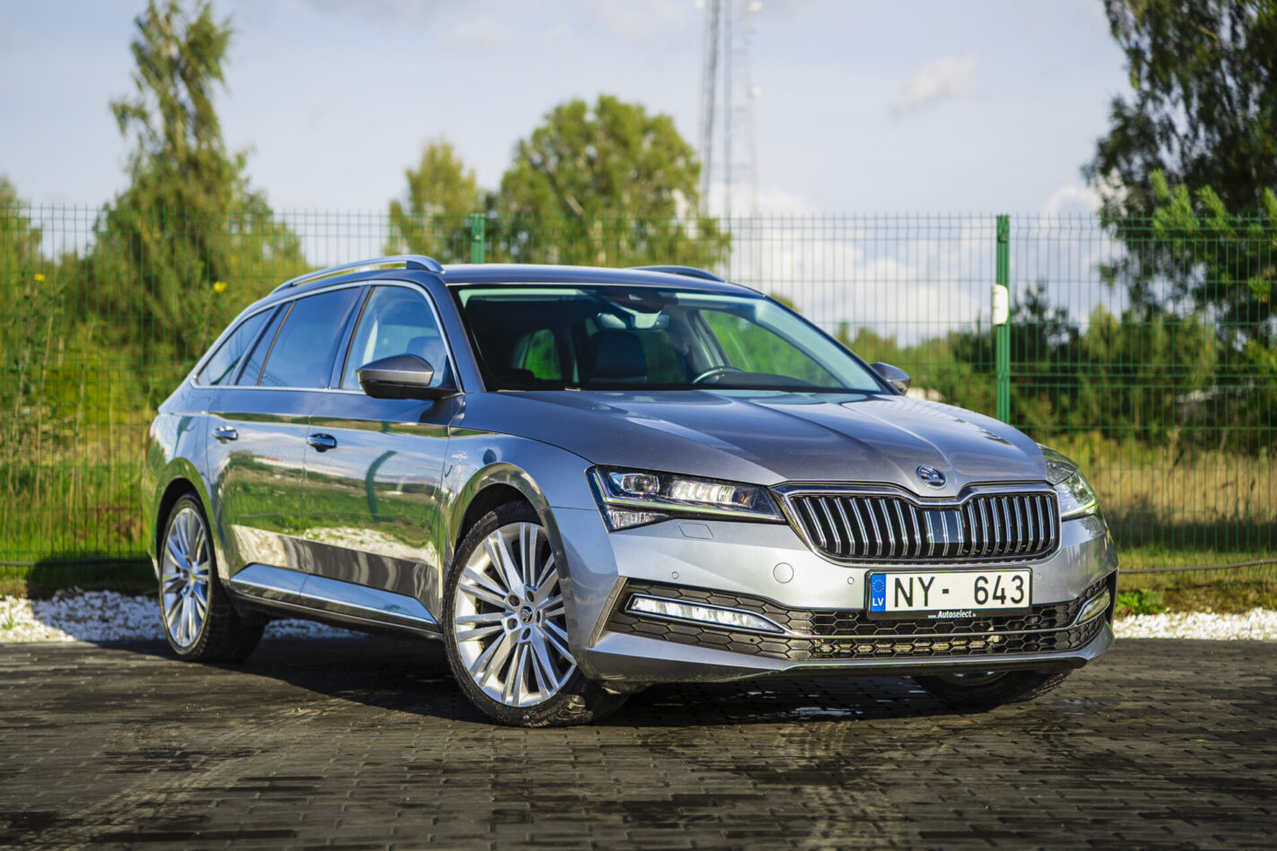 ŠKODA SUPERB LAURIN & KLEMENT