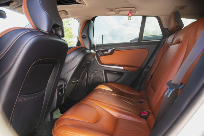 VOLVO V60 PLUG-IN HYBRID