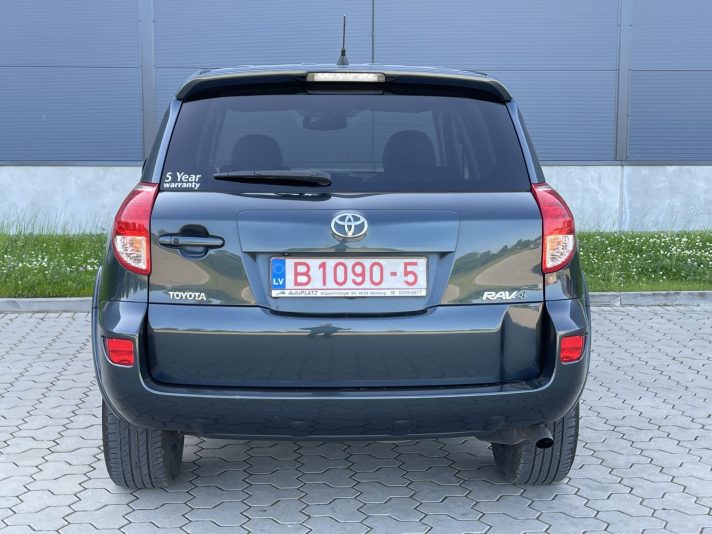 No Vācijas ,Toyota RAV-4 2.2 Dīzelis 2007 gada  4x4