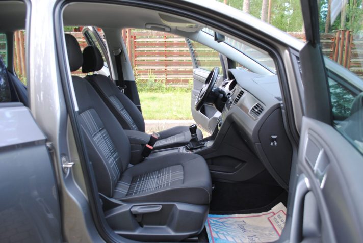 VW GOLF SPORTSVAN 1.6 TDI