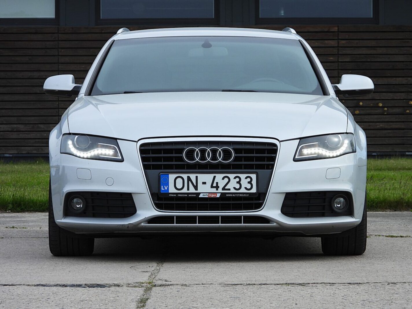 AUDI A4 S-LINE