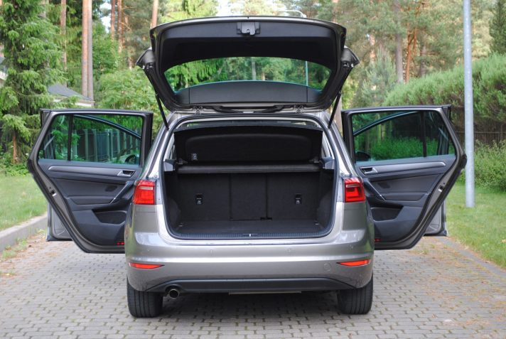 VW GOLF SPORTSVAN 1.6 TDI