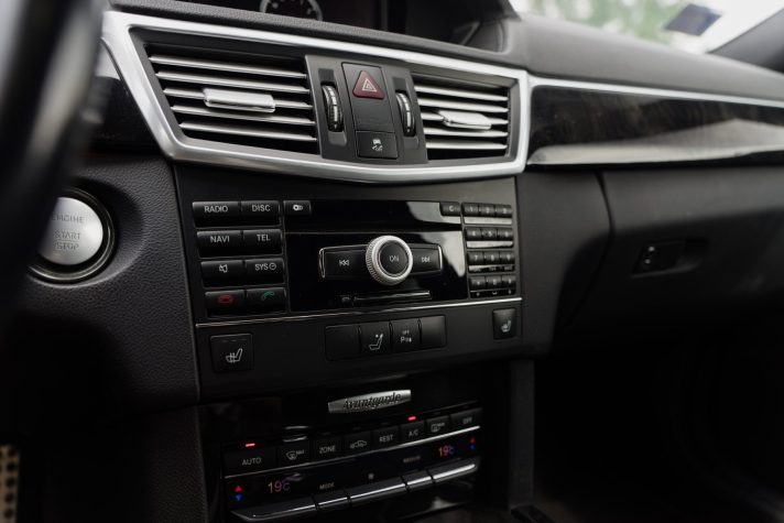 MERCEDES BENZ E350