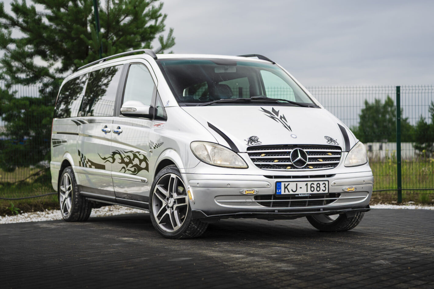 MERCEDES BENZ VIANO