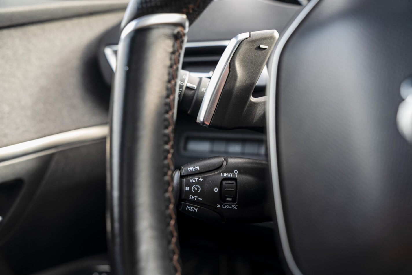 PEUGEOT 3008 GT-LINE