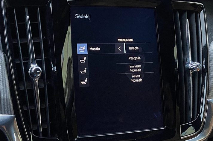 Tikko ievests. Volvo V90 Cross Country Awd. 2.0 D5 (173 kw-235 zs) Dīzelis. ar Automātisko ātrumkārbu.