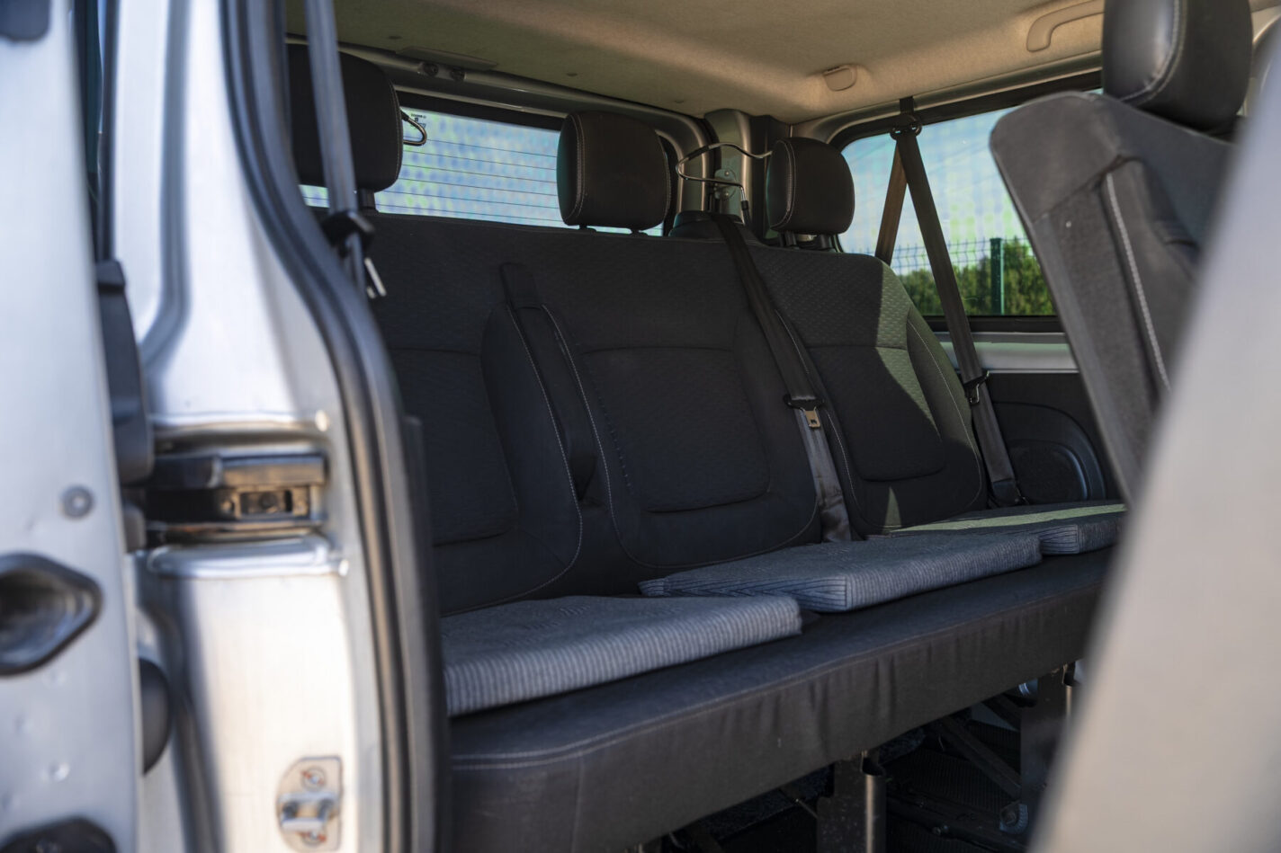 OPEL VIVARO-B