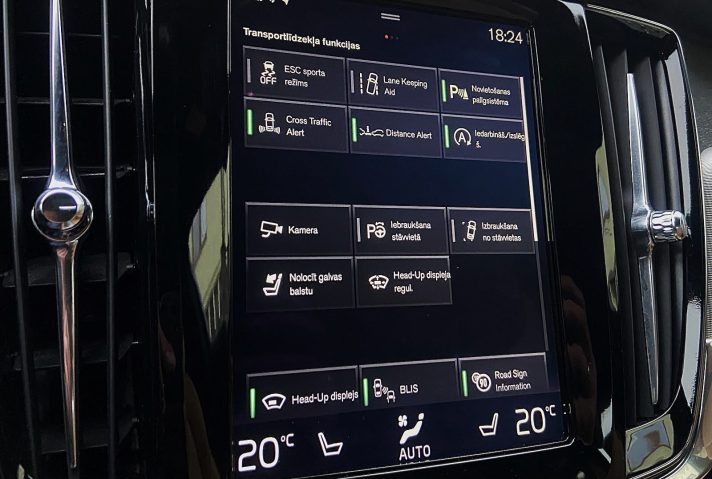 Tikko ievests. Volvo V90 Cross Country Awd. 2.0 D5 (173 kw-235 zs) Dīzelis. ar Automātisko ātrumkārbu.