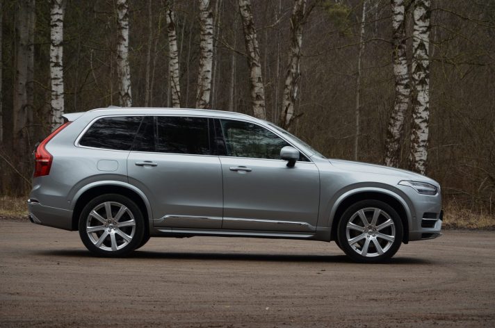 Tikko ievests. 2016. gada modelis. Volvo Xc90 Inscription T8 Twin Engine Awd Plug-In Hybrid.