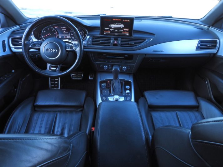 AUDI A7 S-LINE PLUS