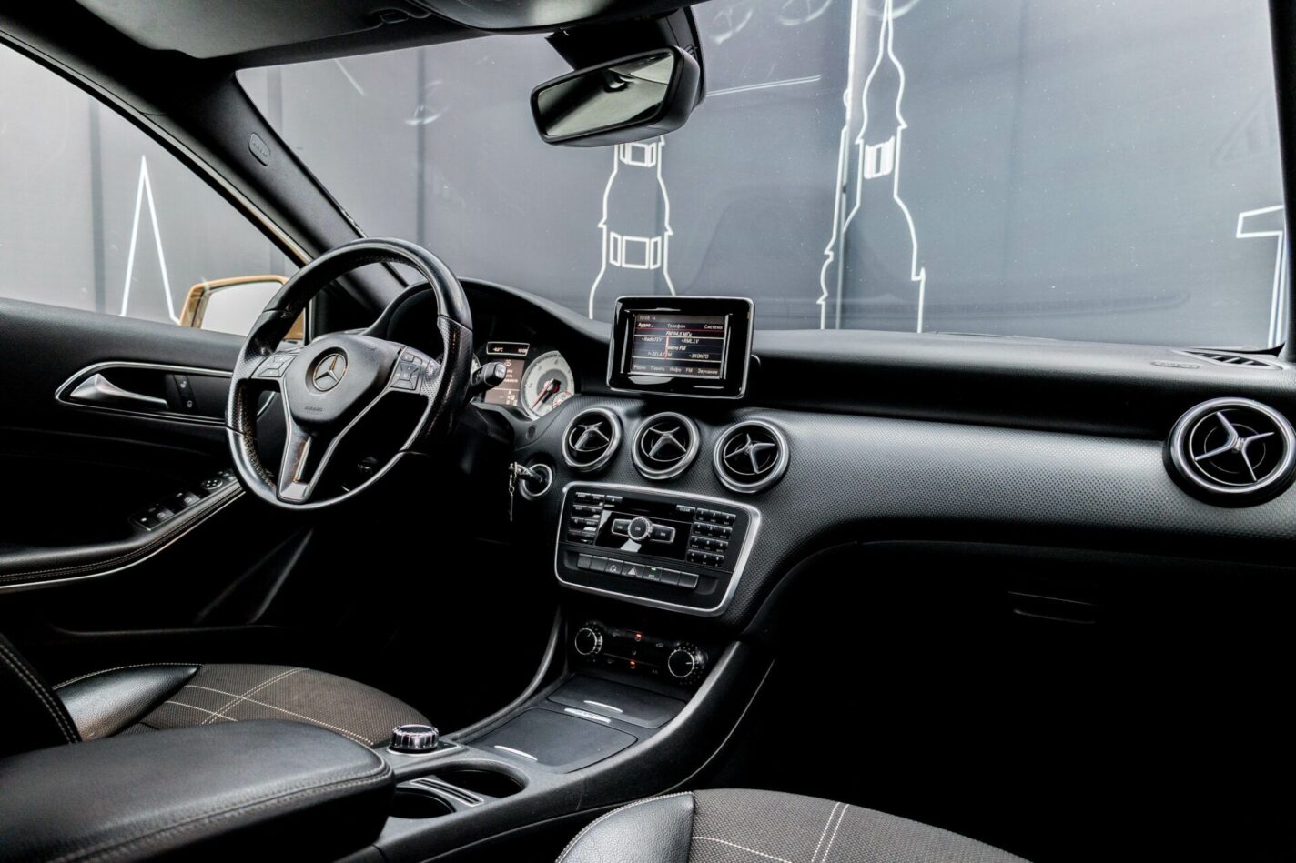 MERCEDES BENZ A180