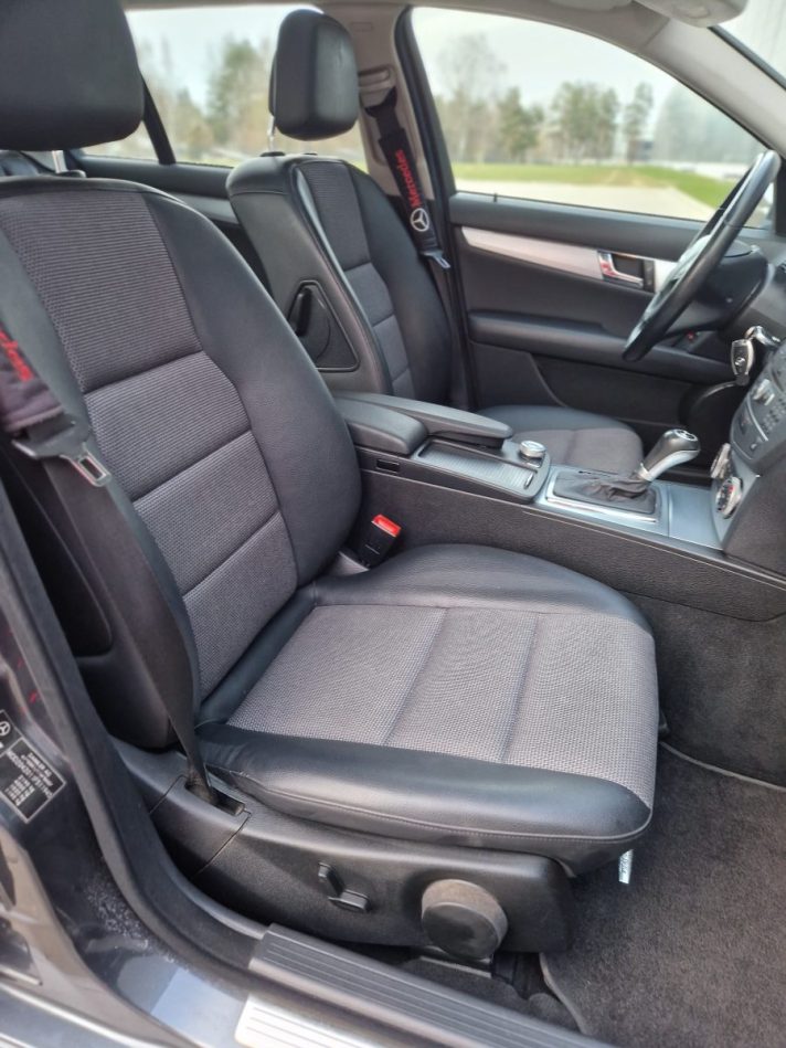 Tīko ievest no Beļģijas Mercedes C 200 Automātiskā ātrumkārba.