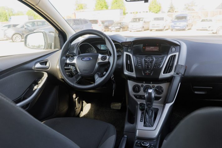 FORD FOCUS