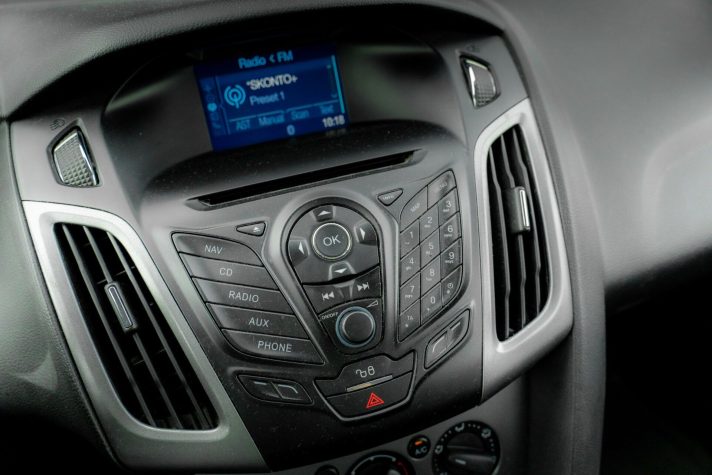 FORD FOCUS