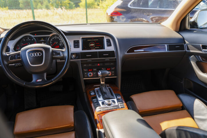 AUDI A6 S-LINE QUATTRO