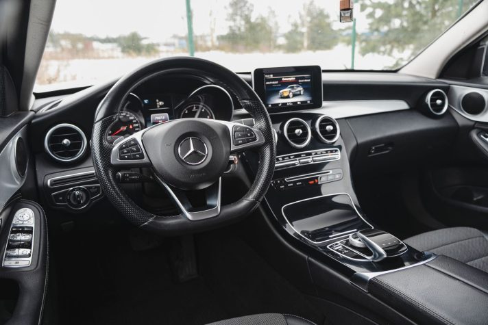MERCEDES BENZ C220 BLUETEC