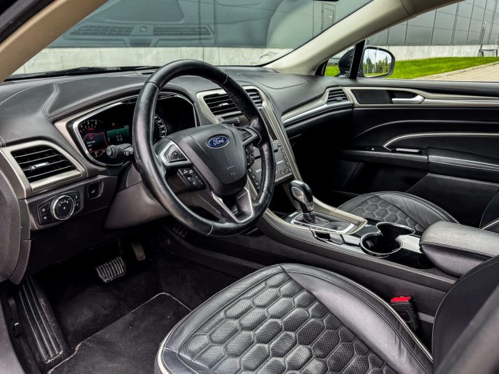 FORD MONDEO