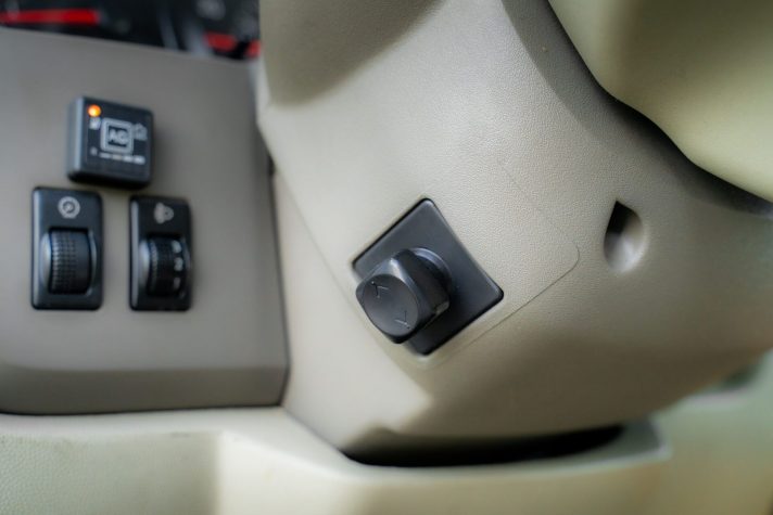 INFINITI QX56