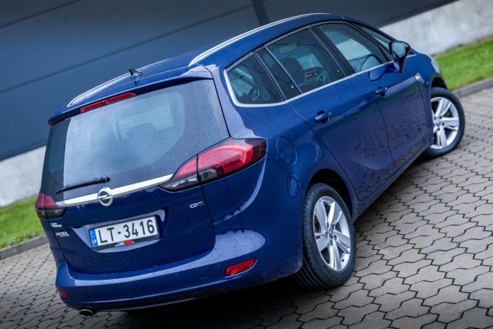 OPEL ZAFIRA TOURER