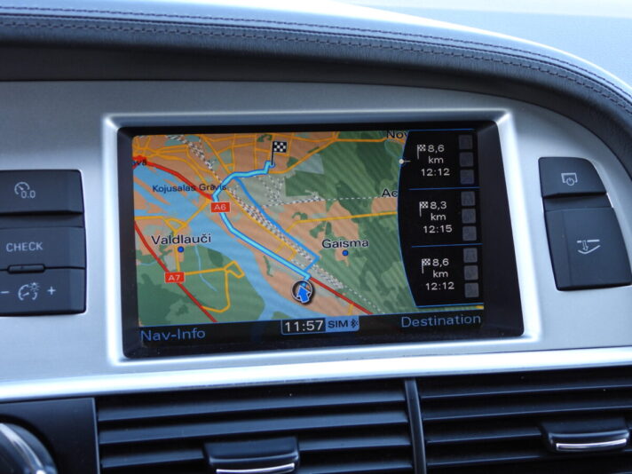 AUDI A6 AVANT S-LINE