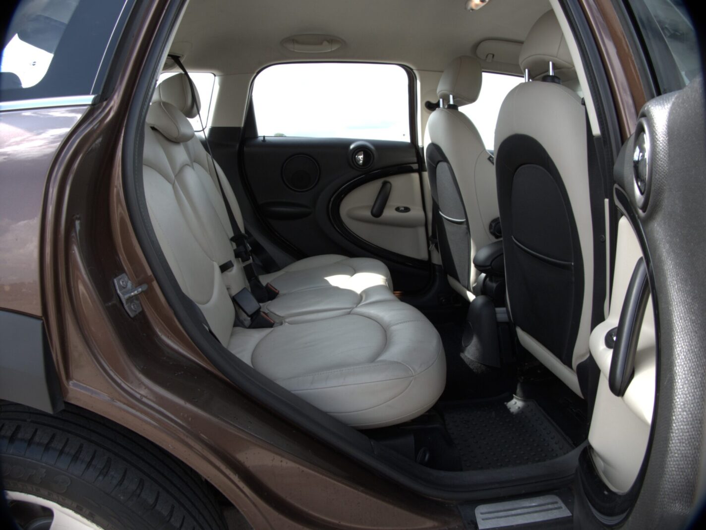 MINI COOPER ALL4