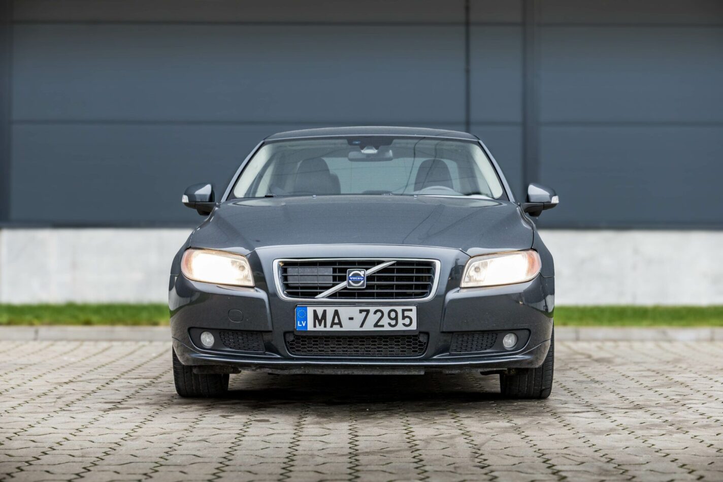 VOLVO S80