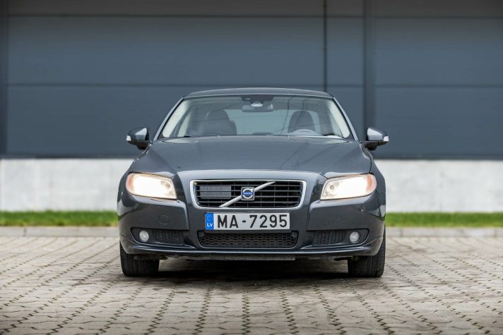 VOLVO S80