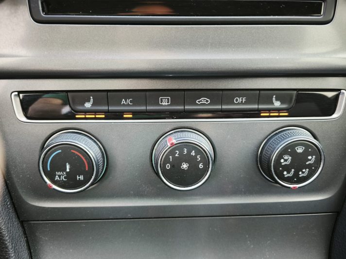 GOLF VII  2014 g.  1,6 Dīzelis 4,0-5,0/100km.