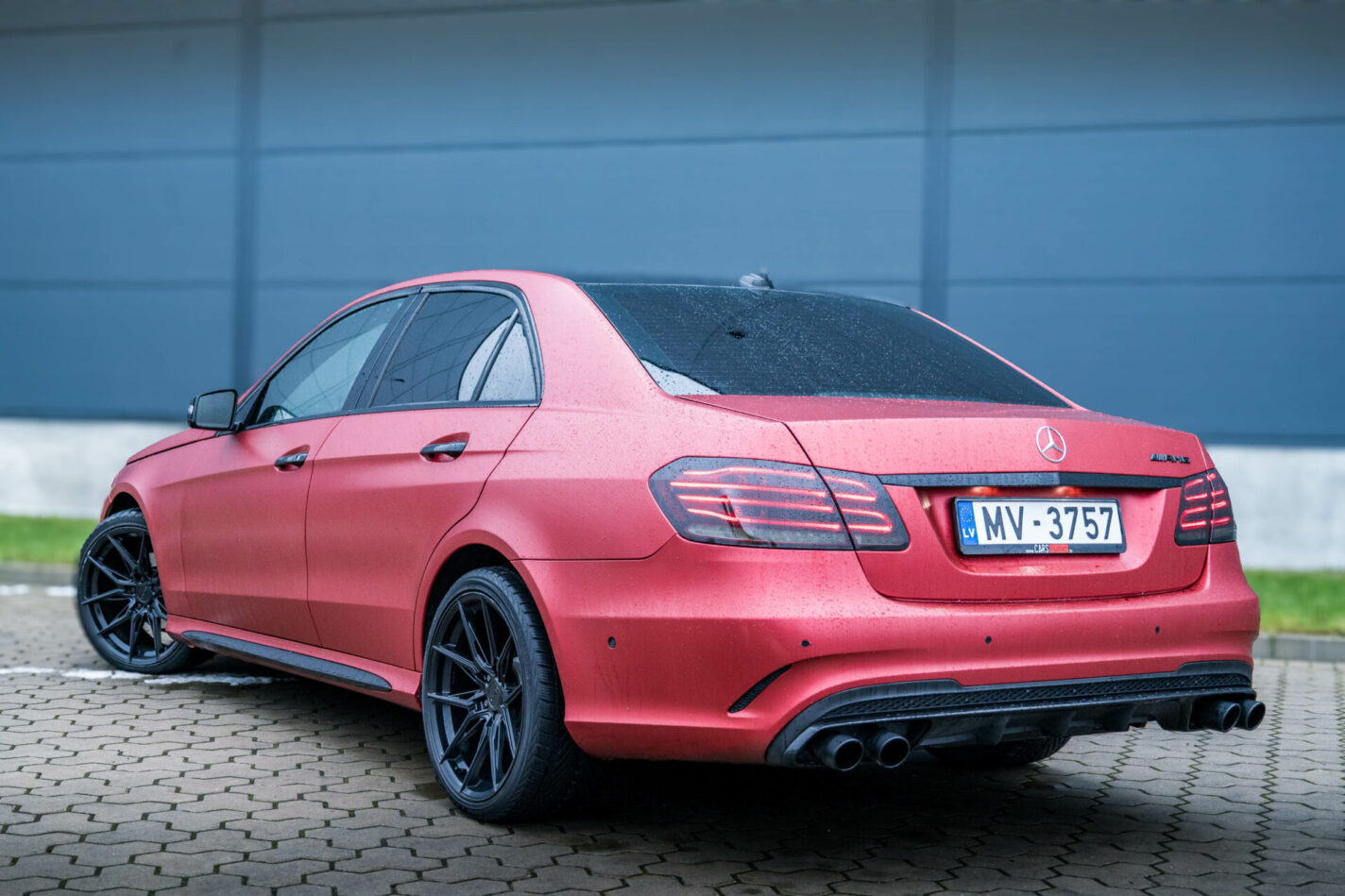 MERCEDES BENZ E200 CDI