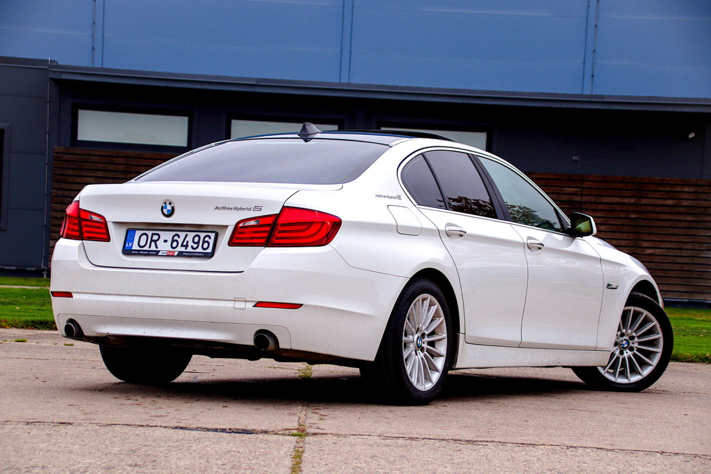 BMW ACTIVE HYBRID 5