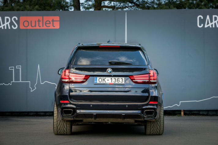 BMW X5 M50D