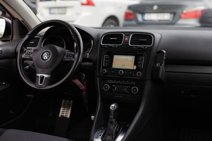 VW GOLF