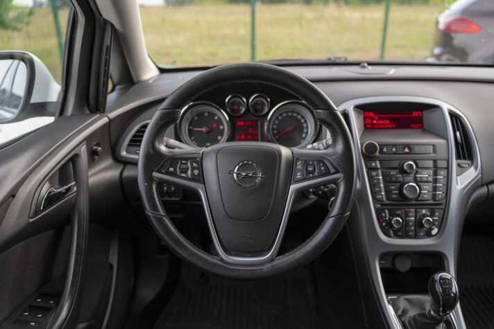 OPEL ASTRA SPORTS TOURER