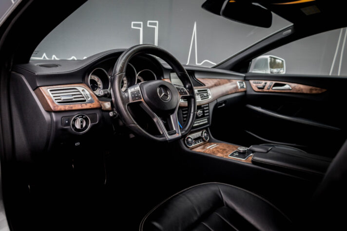 MERCEDES BENZ CLS 350