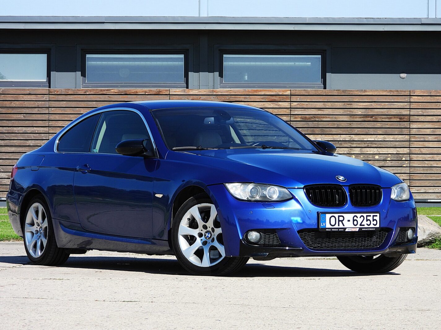 BMW 330 M-PACK