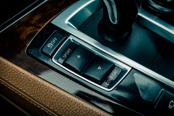 BMW 730