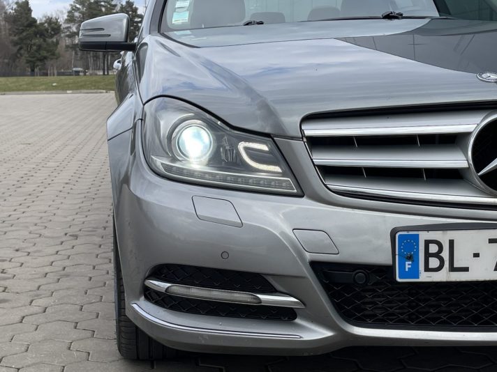 Mercedes Bens c220 Dizelis 125 kw