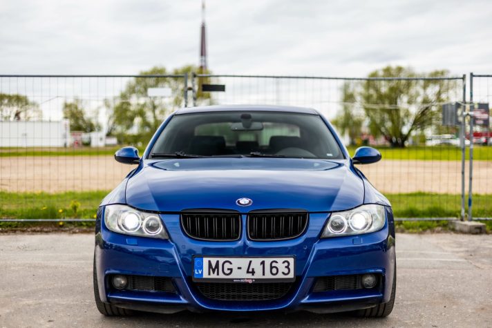 BMW 325