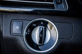 MERCEDES BENZ E200