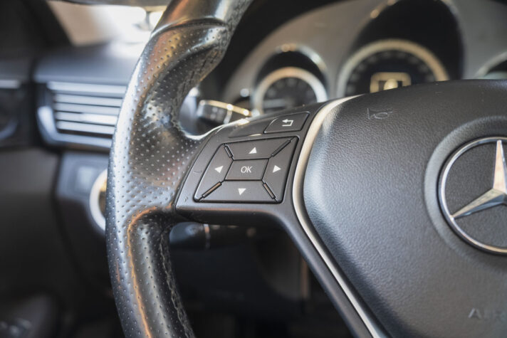 MERCEDES BENZ E250