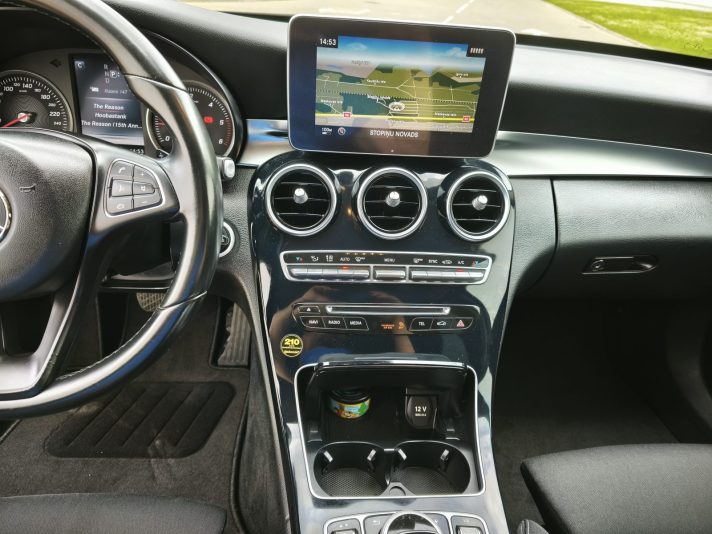 Mercedes-Benz C220 125kwt 7G-Tronic