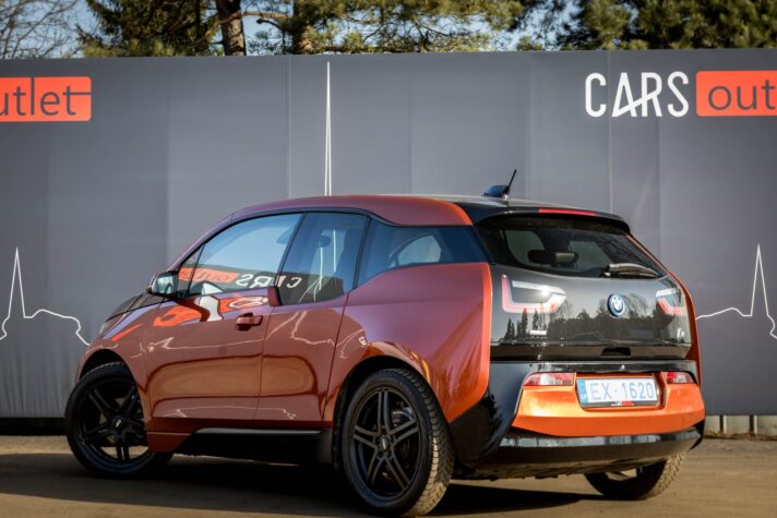 BMW I I3